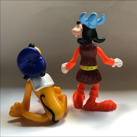 Disney Epcot McDonald’s Viking Goofy/ French Pluto - Picture 6 of 9
